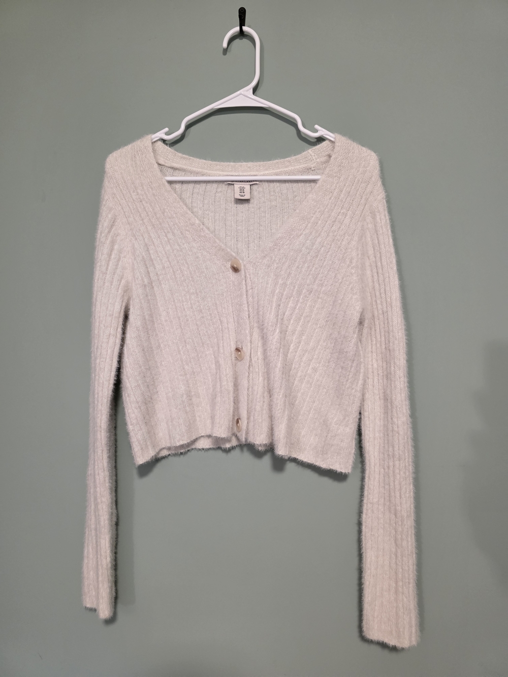 Sincerely Jules Cream Ribbed Fuzzy Button-Front V-Neck Cropped Cardigan